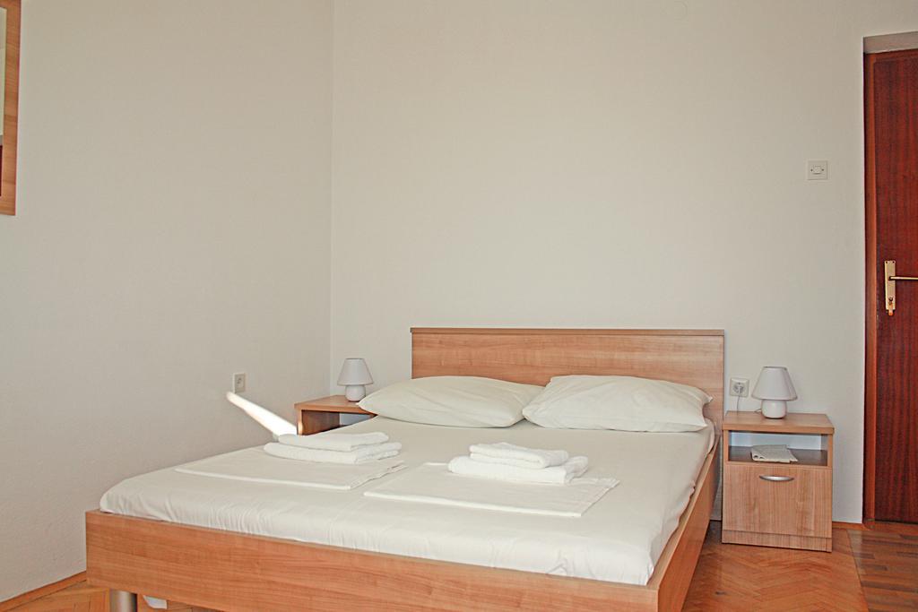 מאקרסקה Bougainvillea Apartments מראה חיצוני תמונה