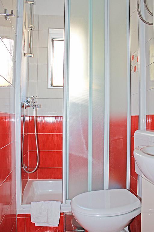 מאקרסקה Bougainvillea Apartments מראה חיצוני תמונה