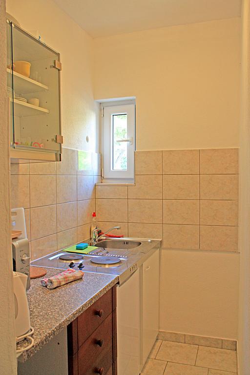 מאקרסקה Bougainvillea Apartments מראה חיצוני תמונה