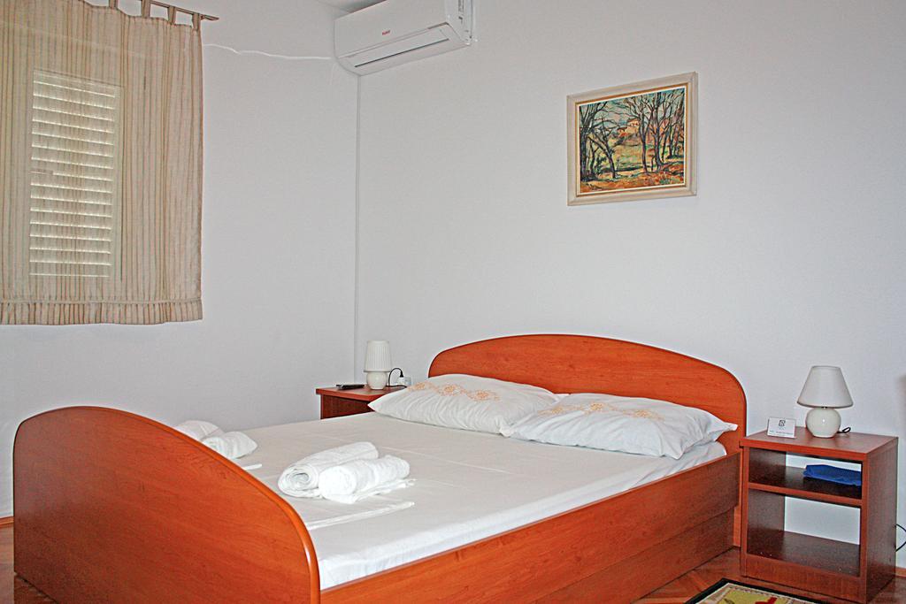 מאקרסקה Bougainvillea Apartments מראה חיצוני תמונה