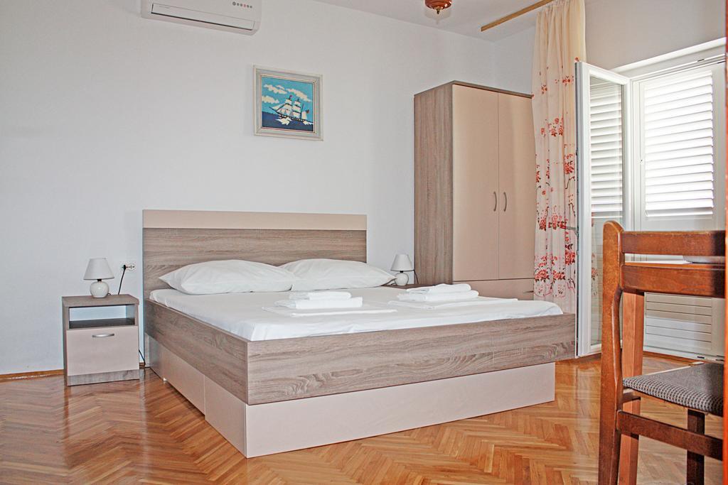 מאקרסקה Bougainvillea Apartments מראה חיצוני תמונה